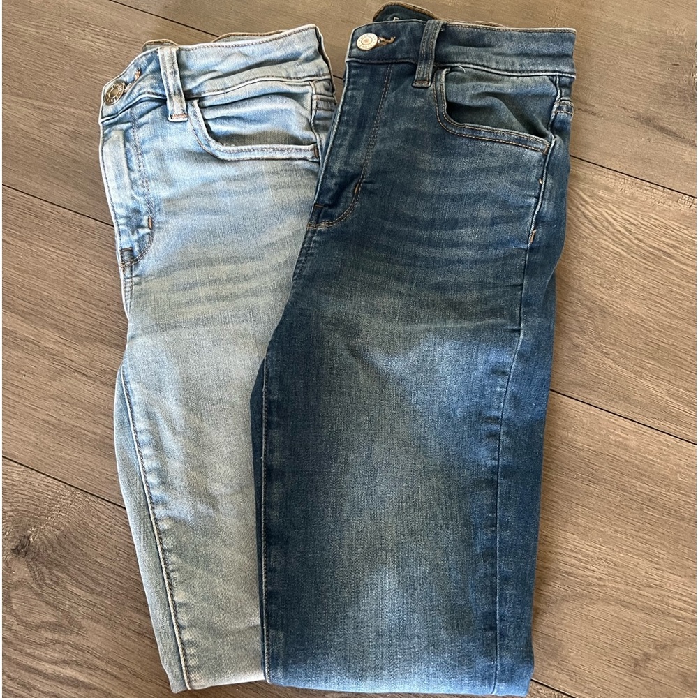 American Eagle High Waisted Jeans
